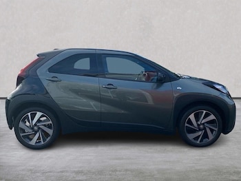 Used Toyota Aygo X 2023 for sale - 75987669: Photo 3