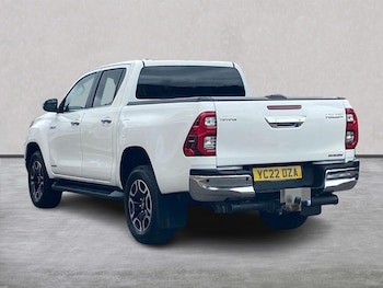 Used Toyota Hilux 2022 for sale - 75490854: Photo