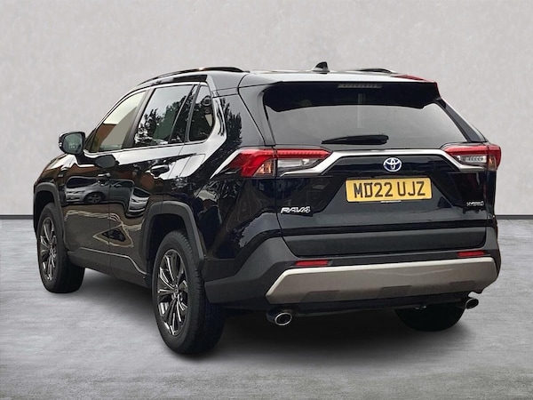 Used Toyota RAV4 2022 for sale - 76212045: Photo 2