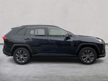 Used Toyota RAV4 2022 for sale - 76212045: Photo 3