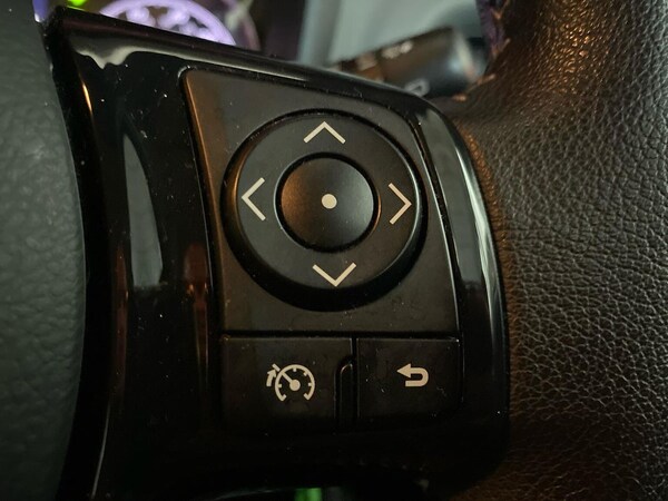 Used Toyota Yaris 2019 for sale - 76273522: Photo 24