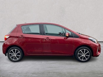 Used Toyota Yaris 2019 for sale - 76273522: Photo 3