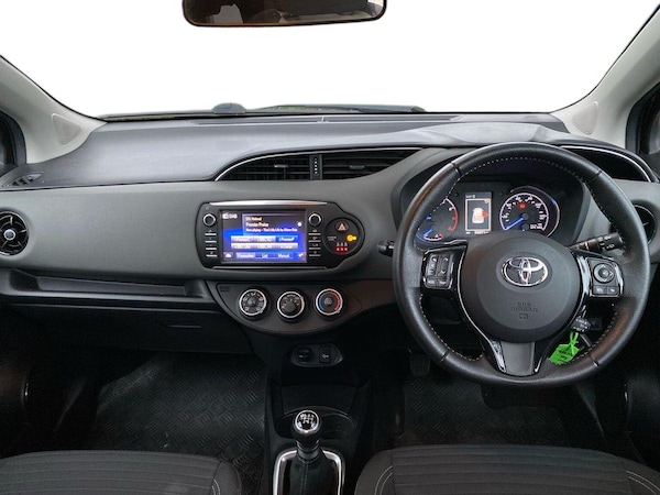 Used Toyota Yaris 2019 for sale - 76273522: Photo 8