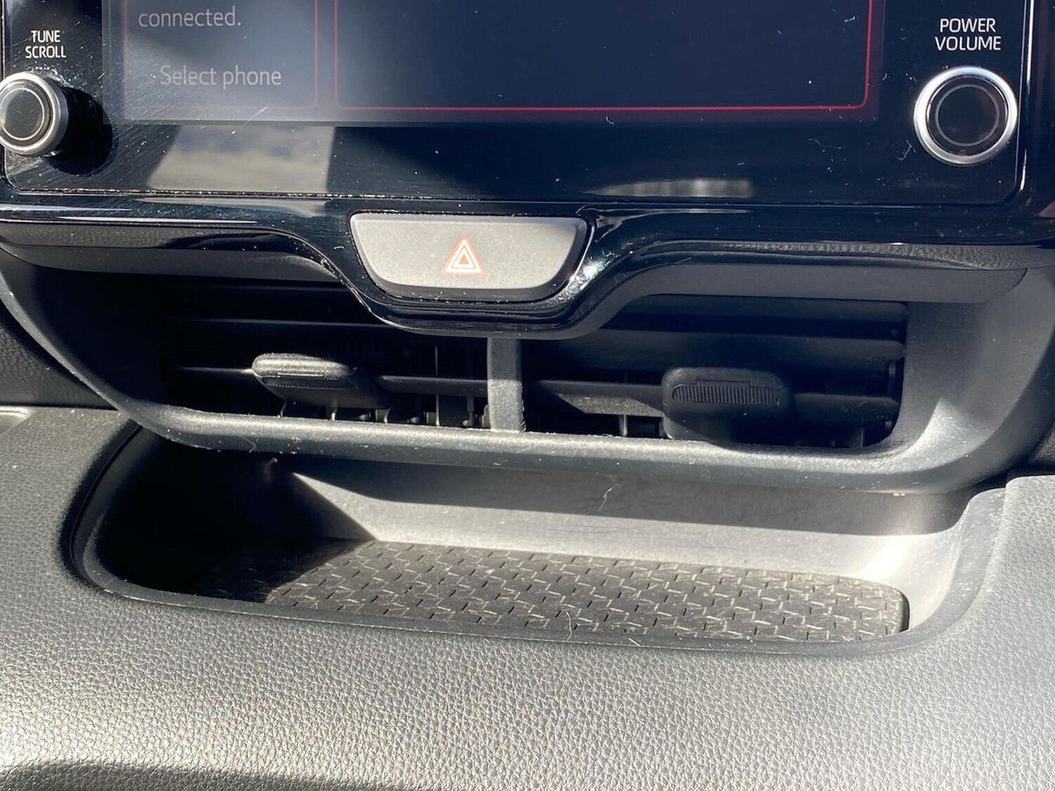 Used Toyota Yaris 2021 for sale - 78211118: Photo 24