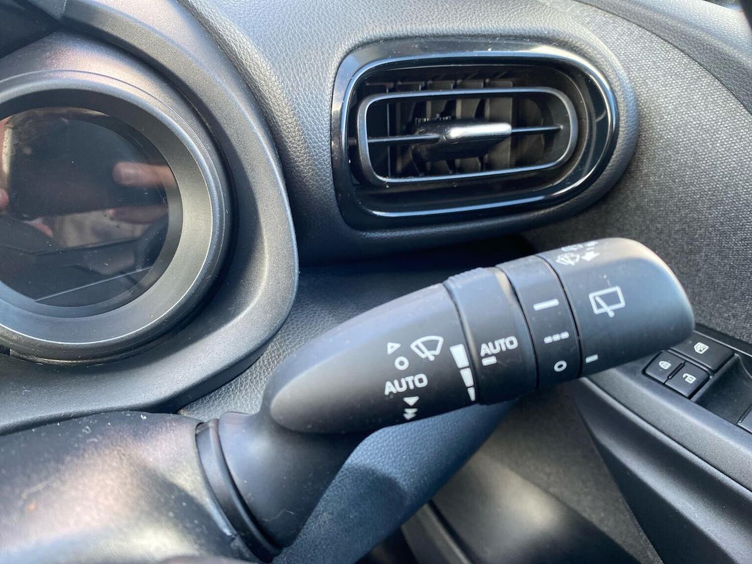 Used Toyota Yaris 2021 for sale - 78211118: Photo 28