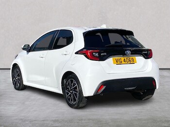 Used Toyota Yaris 2021 for sale - 78211118: Photo