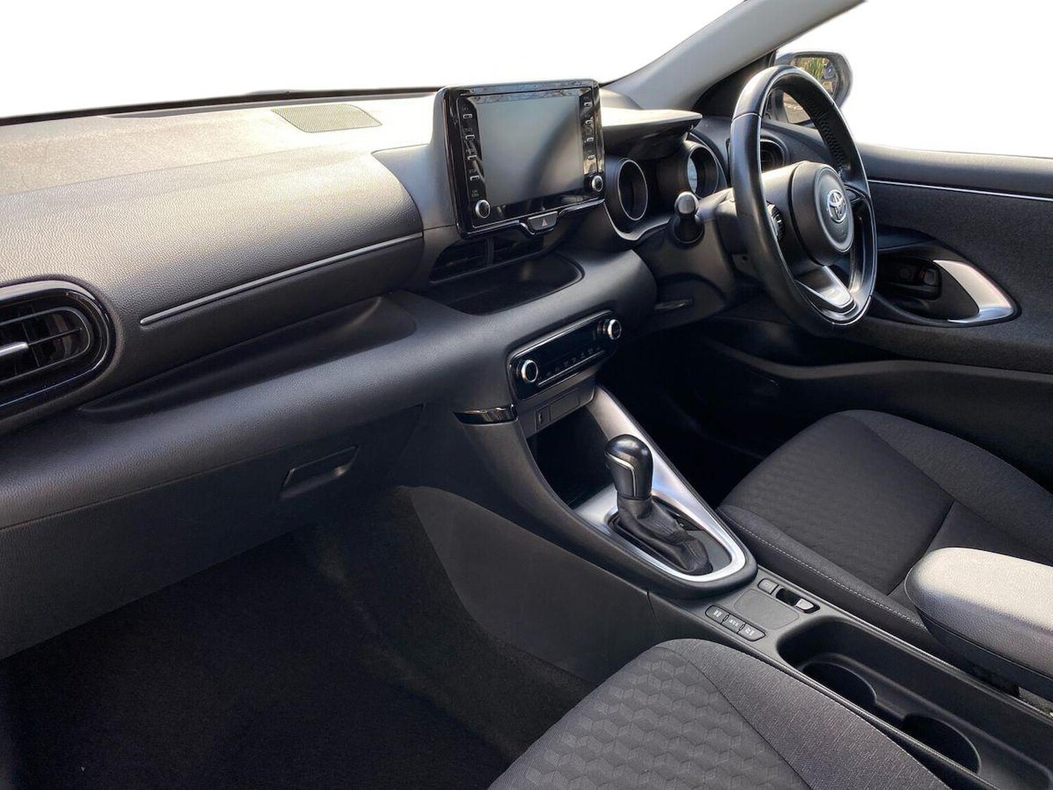 Used Toyota Yaris 2021 for sale - 78211118: Photo 9