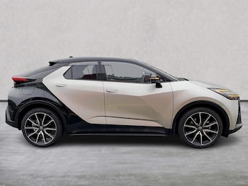 Used Toyota C-HR 2024 for sale - 75490177: Photo