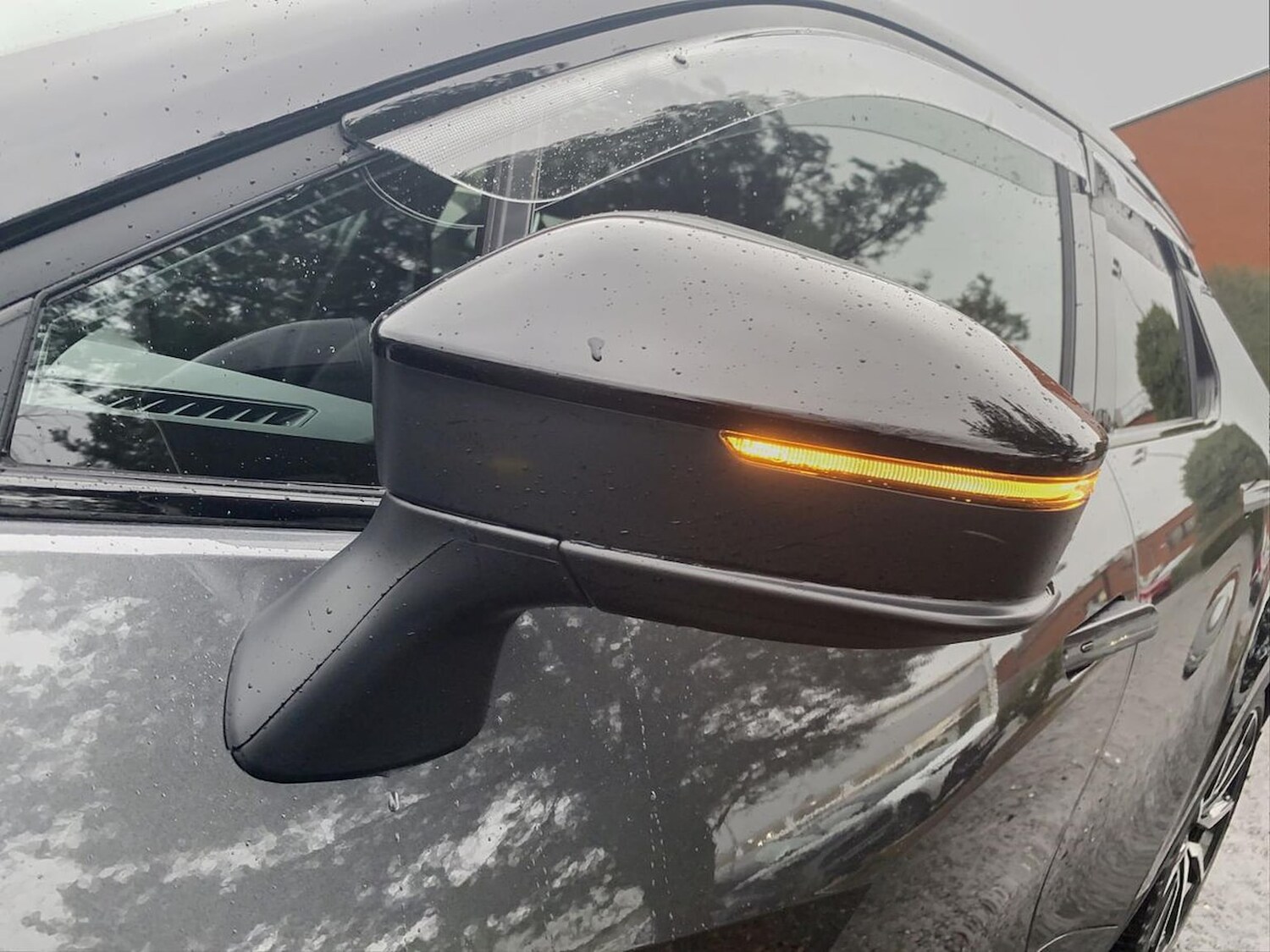 Used Toyota C-HR 2024 for sale - 77487681: Photo 30