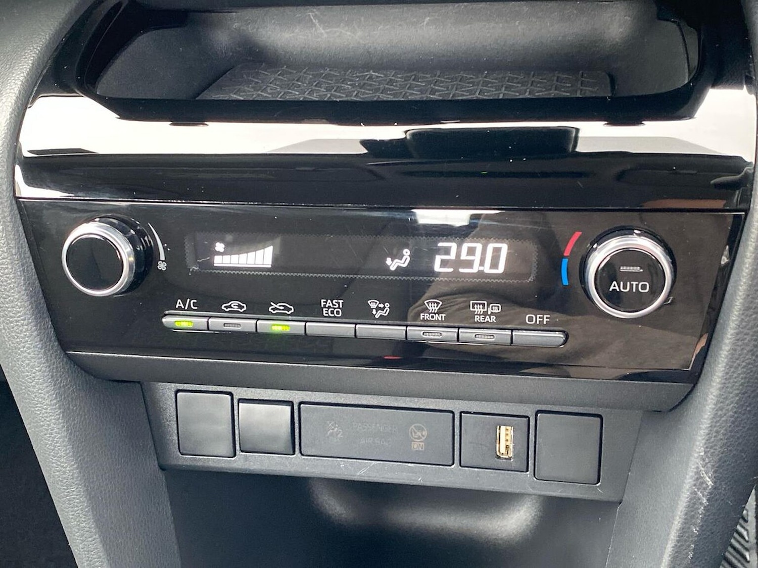 Used Toyota Yaris Cross 2023 for sale - 78168993: Photo 14