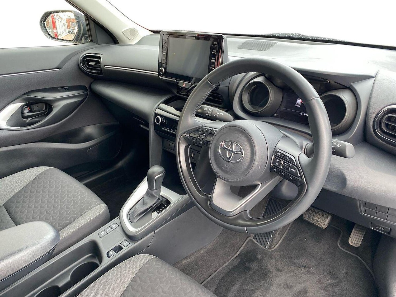 Used Toyota Yaris Cross 2023 for sale - 78168993: Photo 17