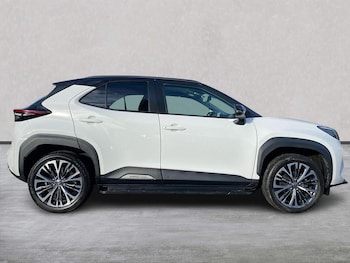 Used Toyota Yaris Cross 2023 for sale - 78106366: Photo