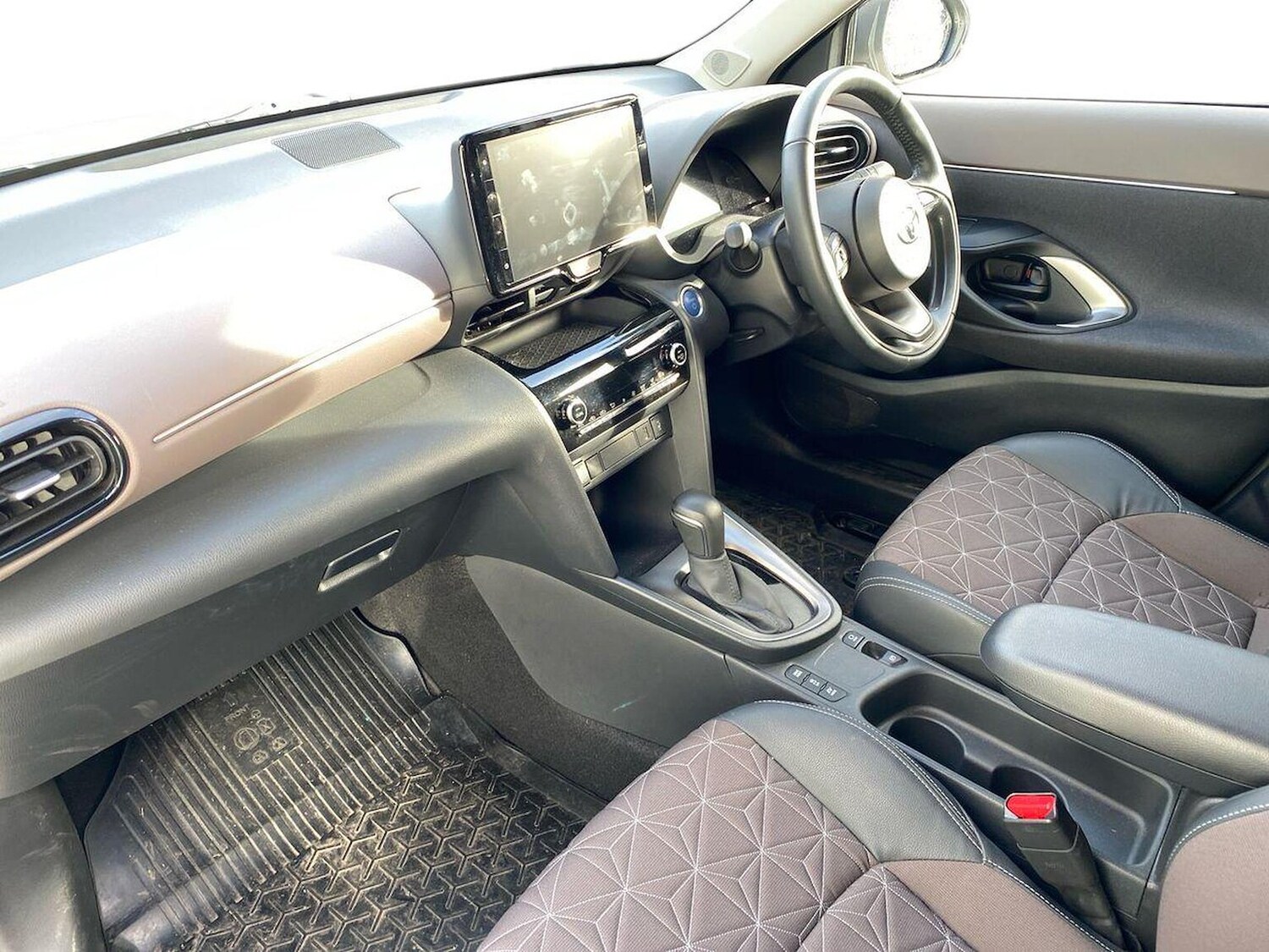 Used Toyota Yaris Cross 2023 for sale - 78106366: Photo 7