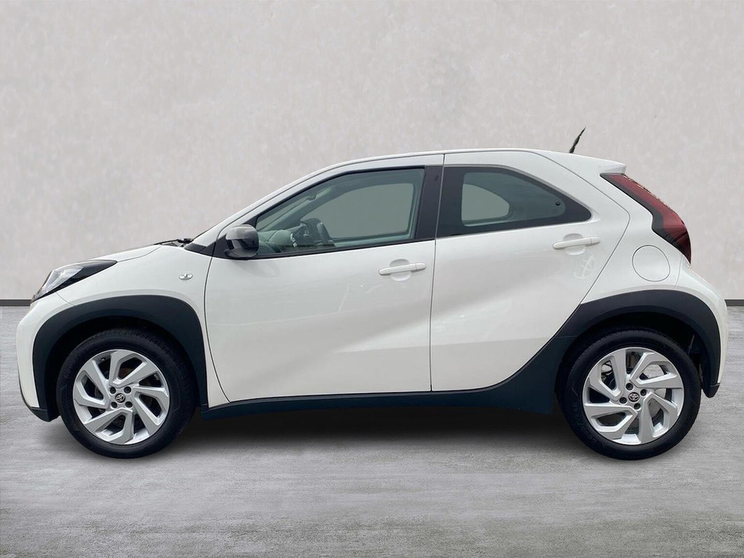Used Toyota Aygo X 2023 for sale - 76142885: Photo 19