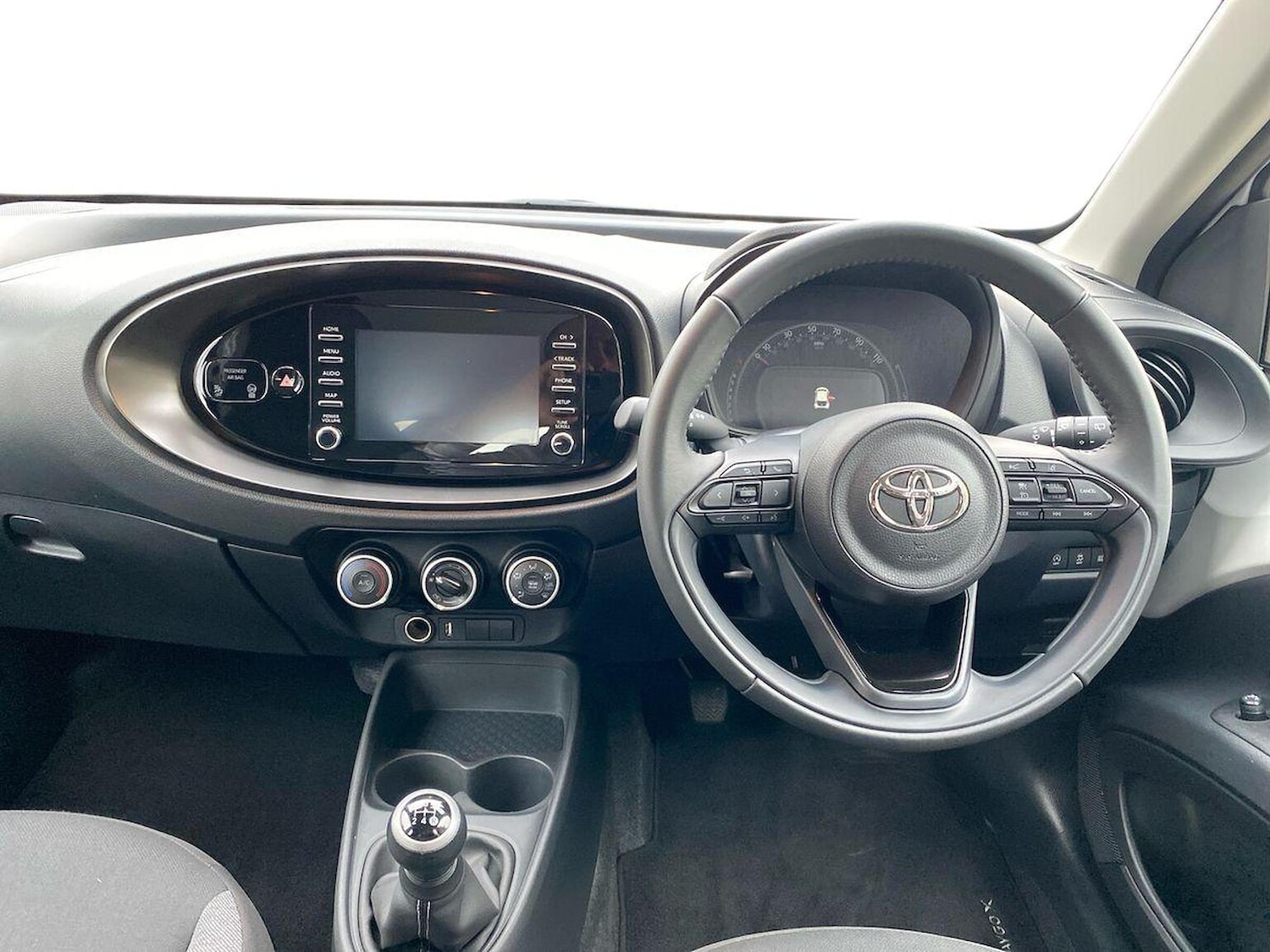 Used Toyota Aygo X 2023 for sale - 76142885: Photo 8
