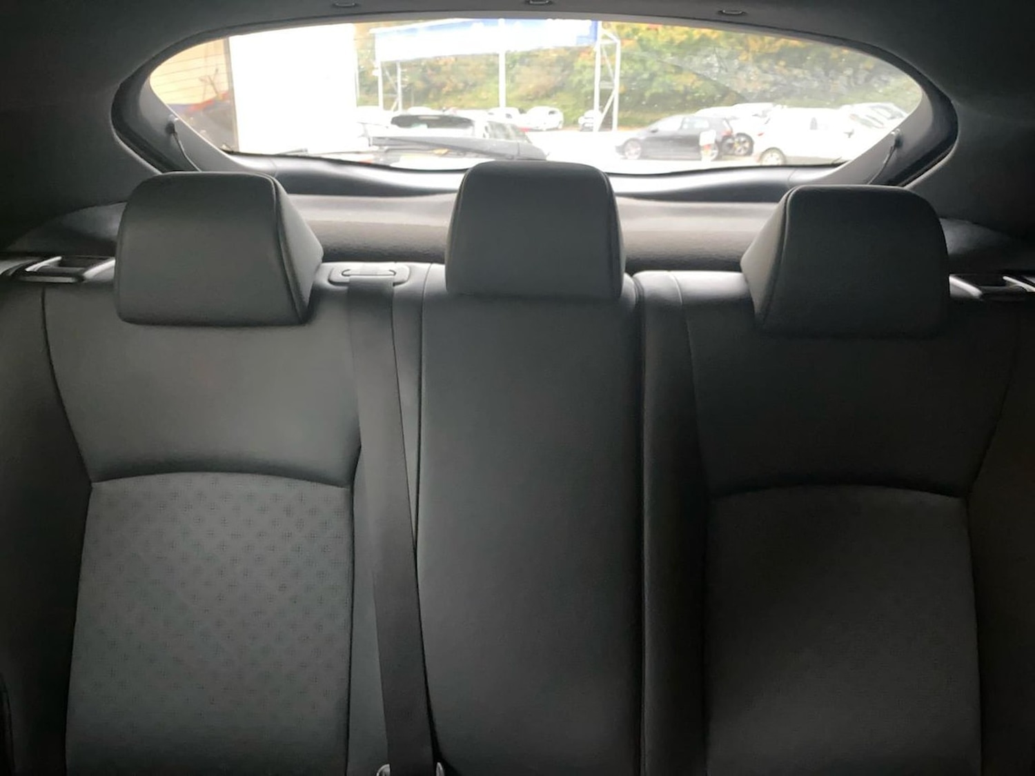 Used Toyota C-HR 2018 for sale - 76437240: Photo 16