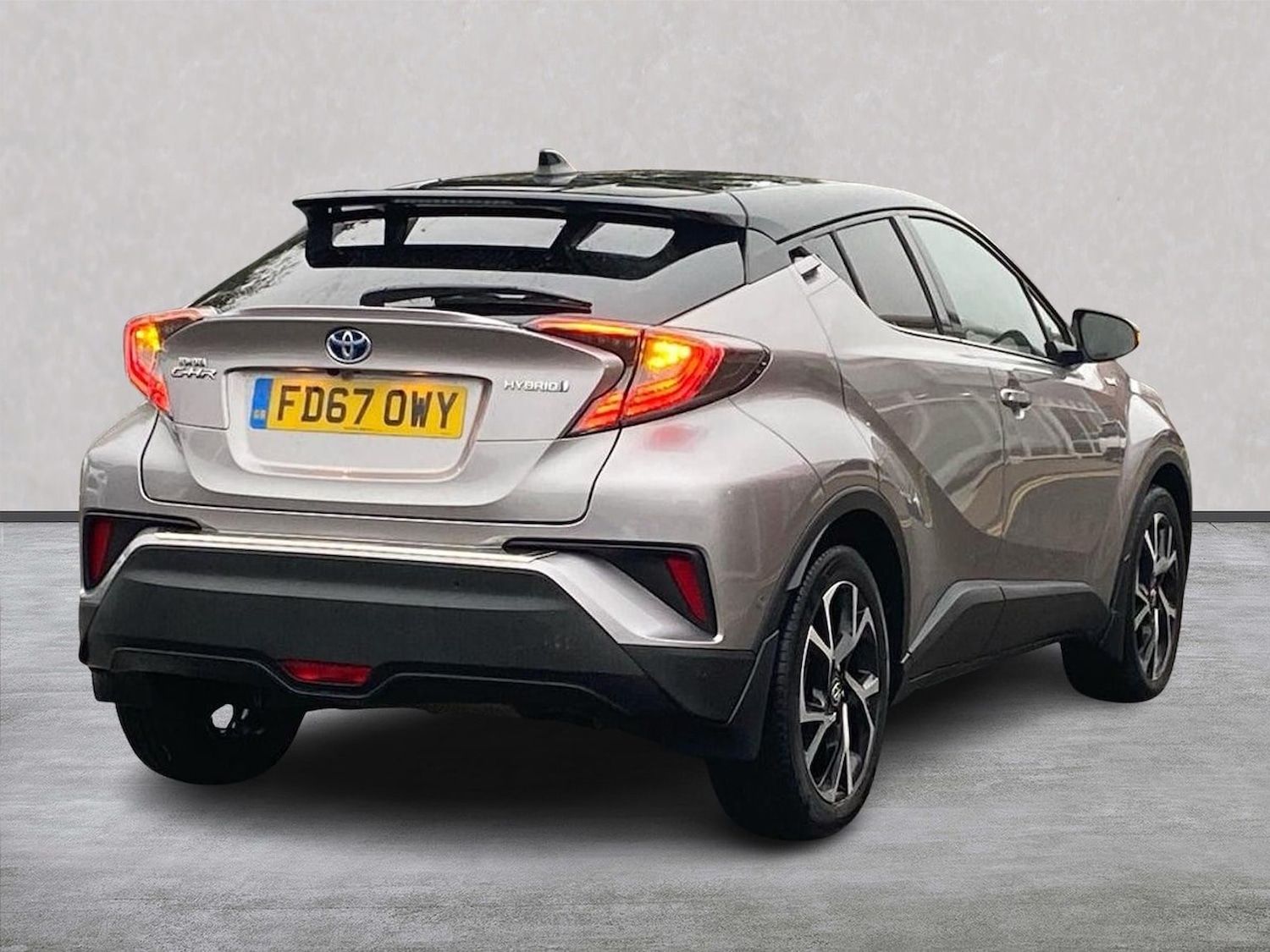 Used Toyota C-HR 2018 for sale - 76437240: Photo 18