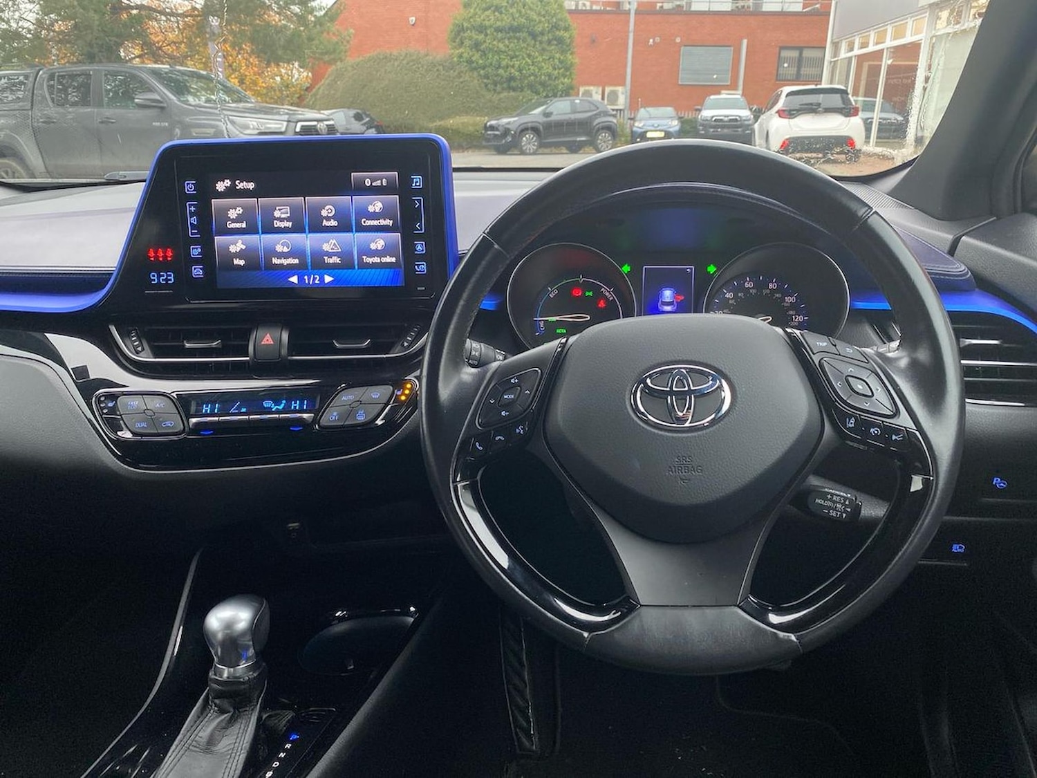 Used Toyota C-HR 2018 for sale - 76437240: Photo 9