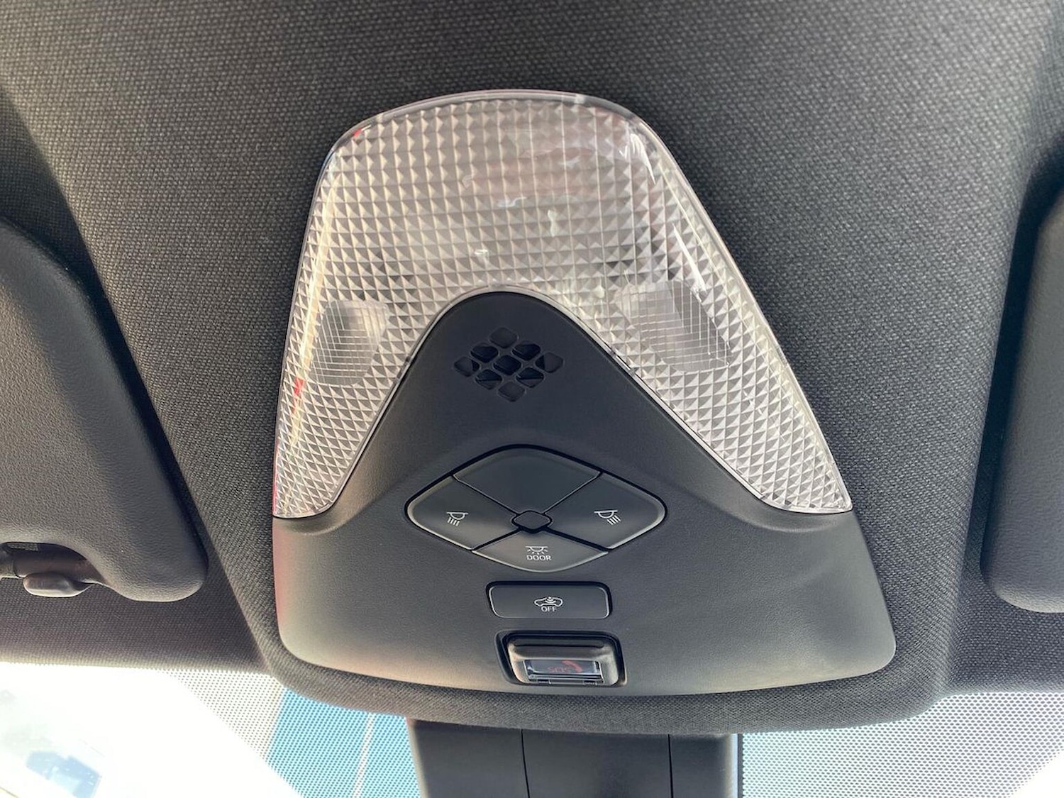 Used Toyota C-HR 2023 for sale - 78192911: Photo 16