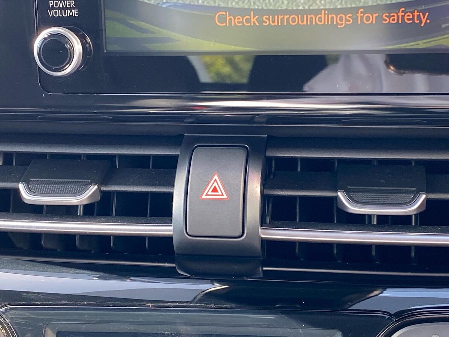 Used Toyota C-HR 2023 for sale - 78192911: Photo 24