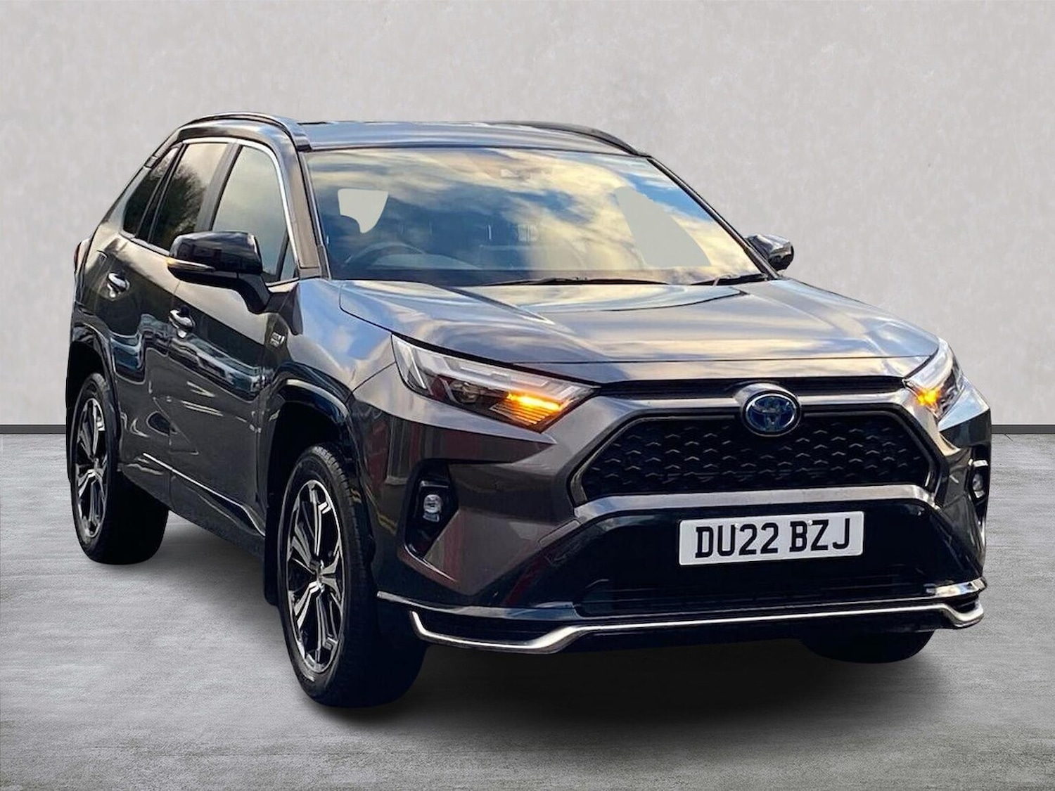 Used Toyota RAV4 2022 for sale - 76682582: Photo 1