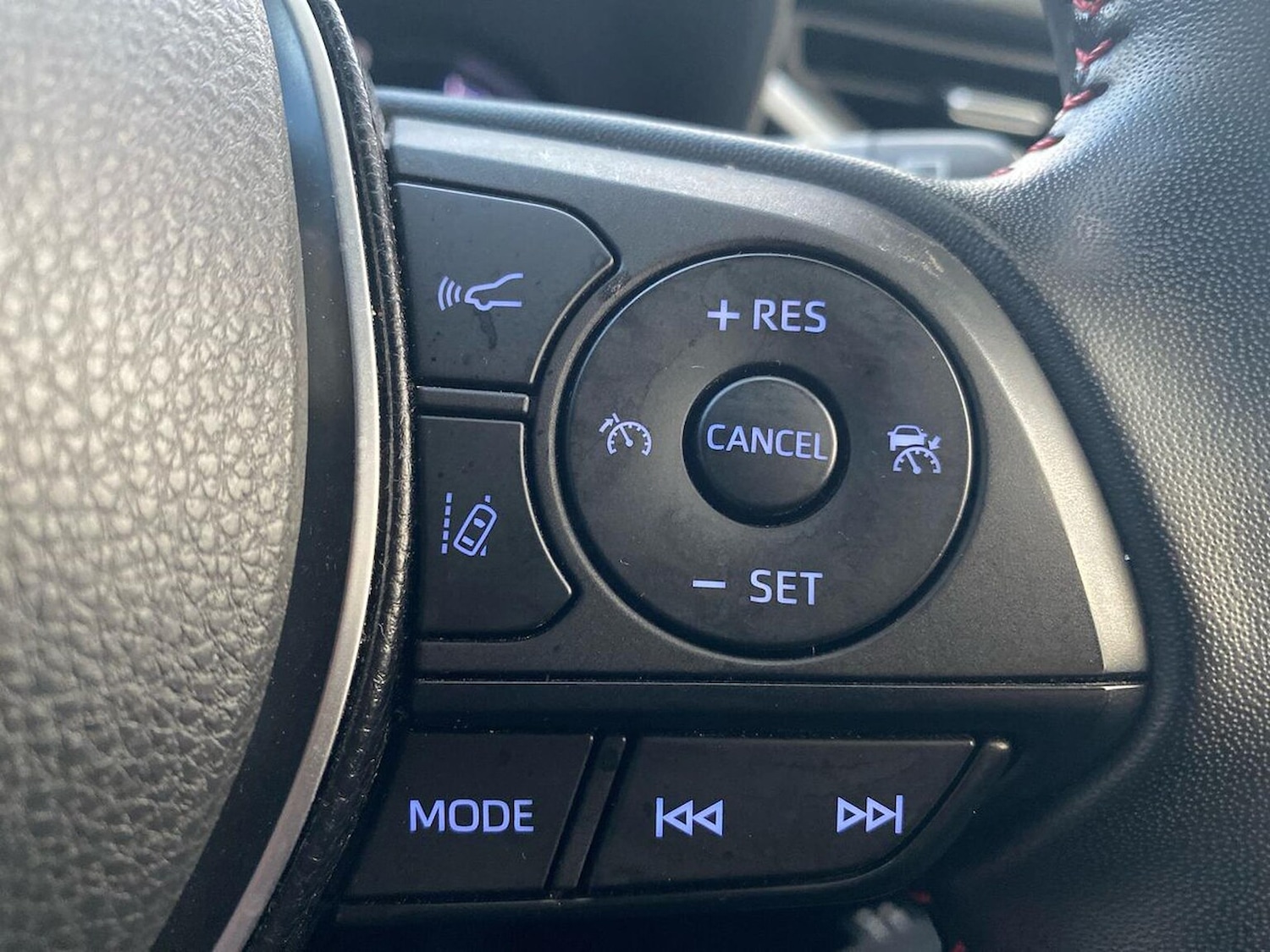 Used Toyota RAV4 2022 for sale - 76682582: Photo 26