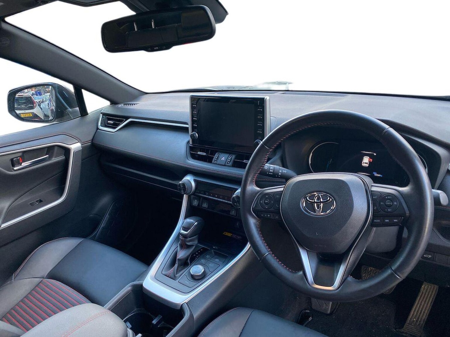 Used Toyota RAV4 2022 for sale - 76682582: Photo 8