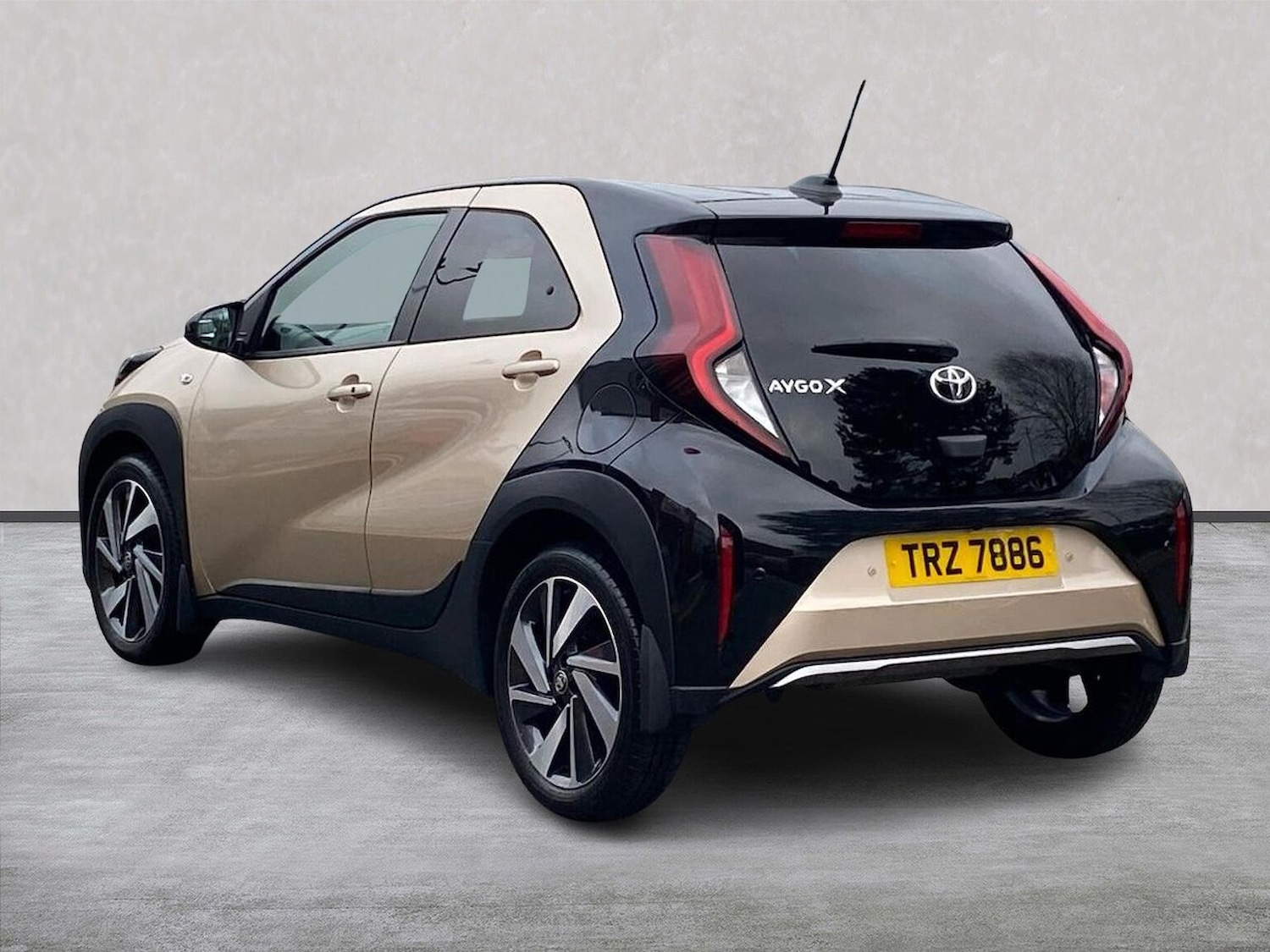 Used Toyota Aygo X 2022 for sale - 77487648: Photo 2