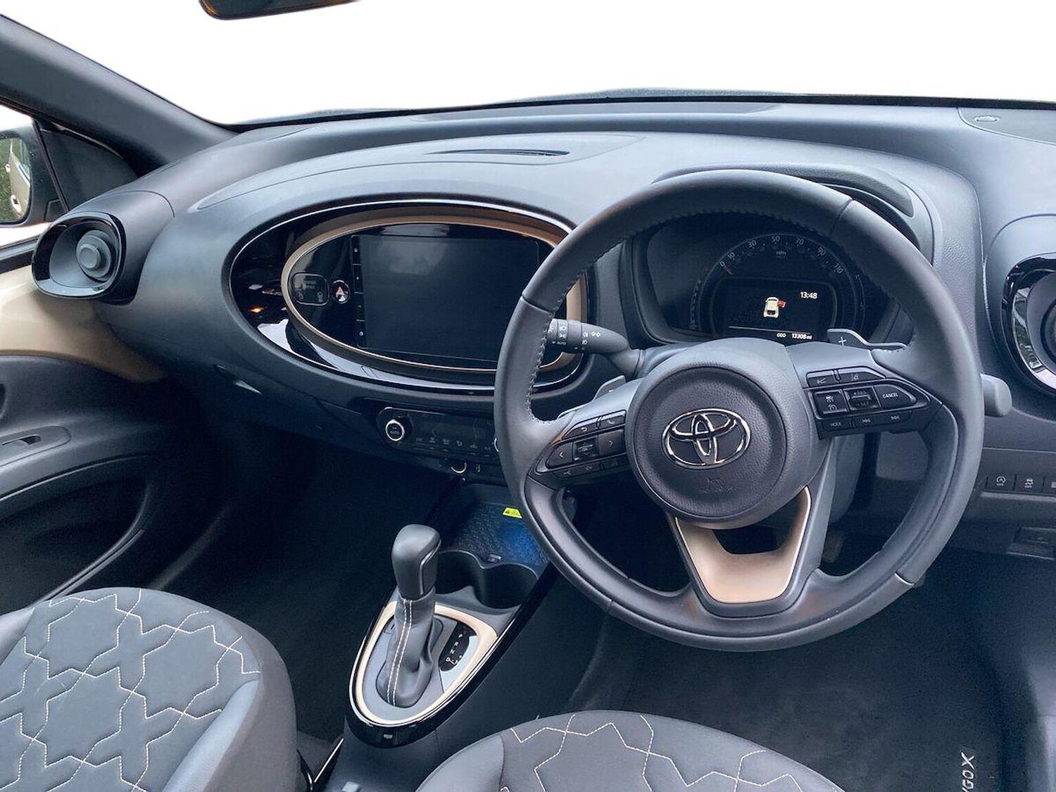 Used Toyota Aygo X 2022 for sale - 77487648: Photo 8