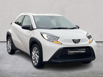 2023 - 1.0 VVT-i Pure 5dr Auto