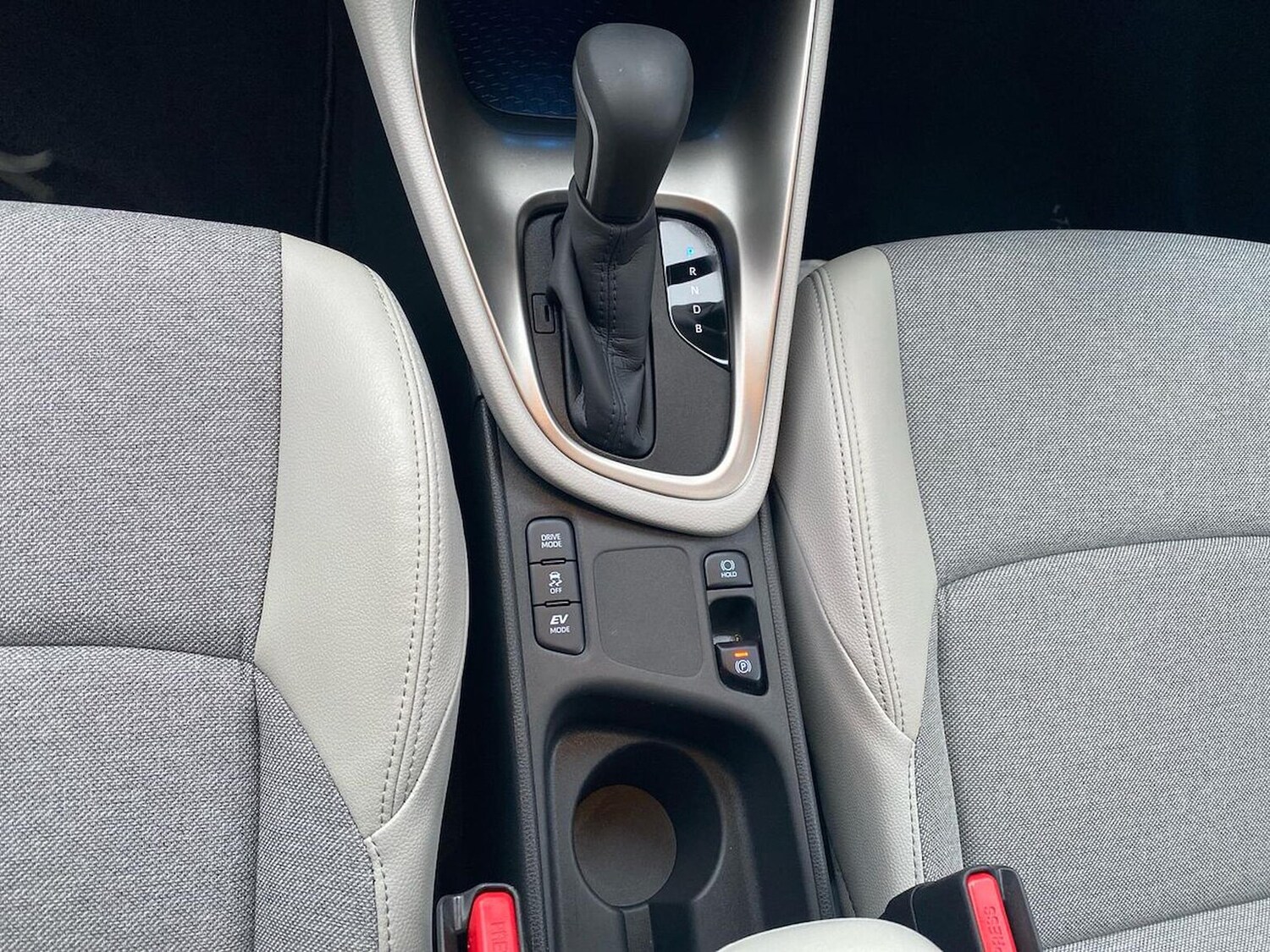 Used Toyota Yaris 2022 for sale - 77487612: Photo 14