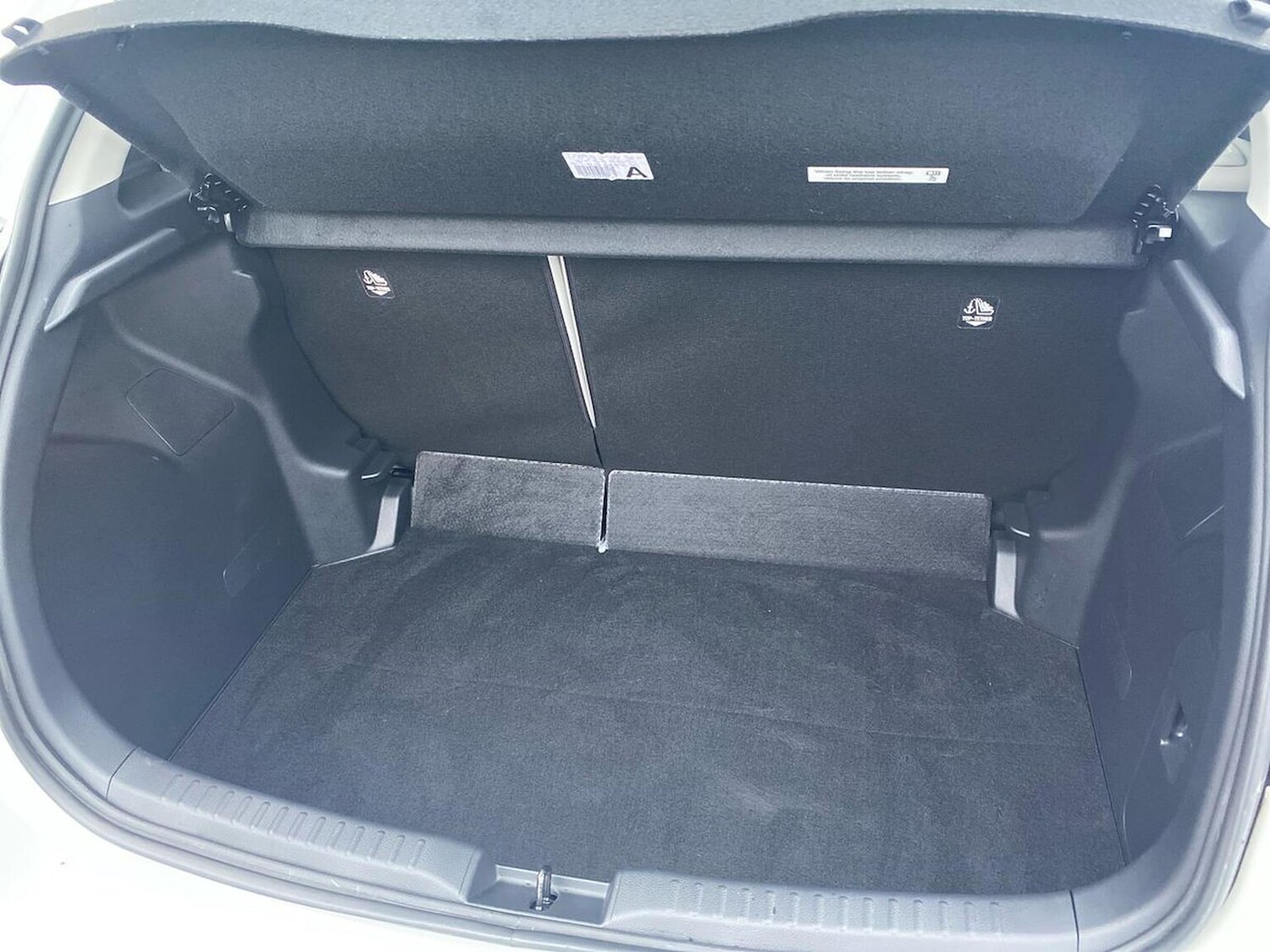 Used Toyota Yaris 2022 for sale - 77487612: Photo 18