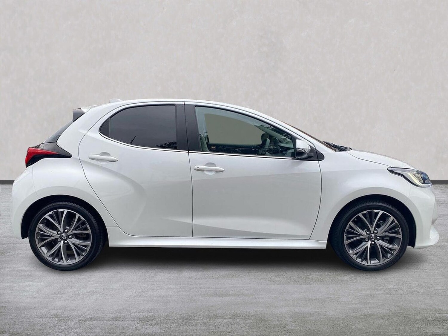 Used Toyota Yaris 2022 for sale - 77487612: Photo 20