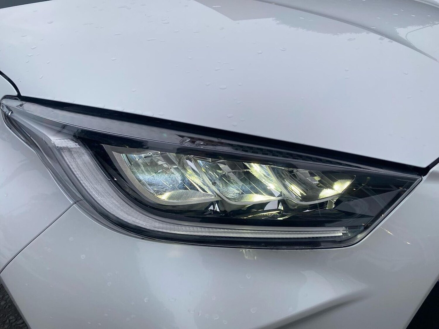 Used Toyota Yaris 2022 for sale - 77487612: Photo 32