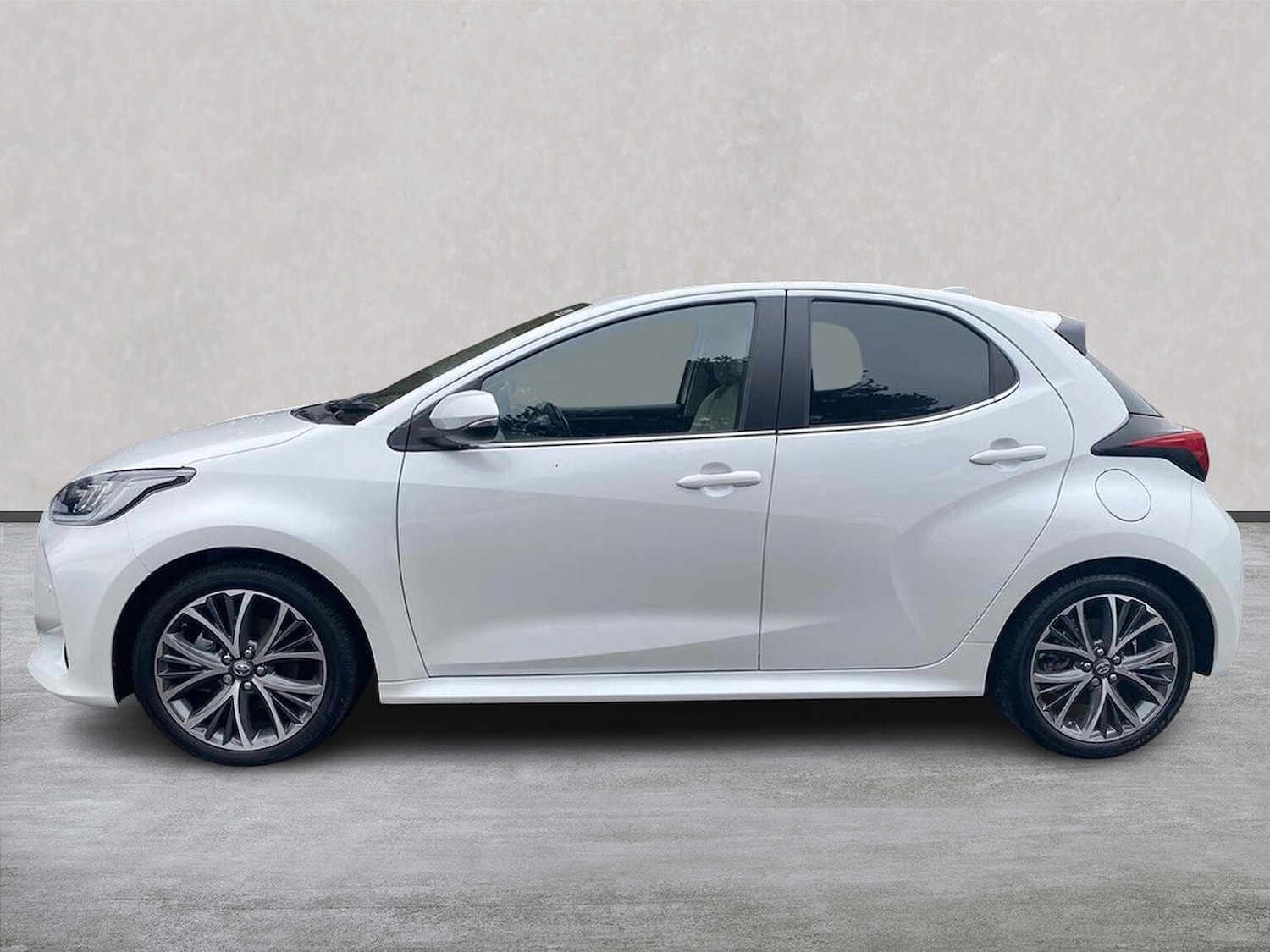 Used Toyota Yaris 2022 for sale - 77487612: Photo 4