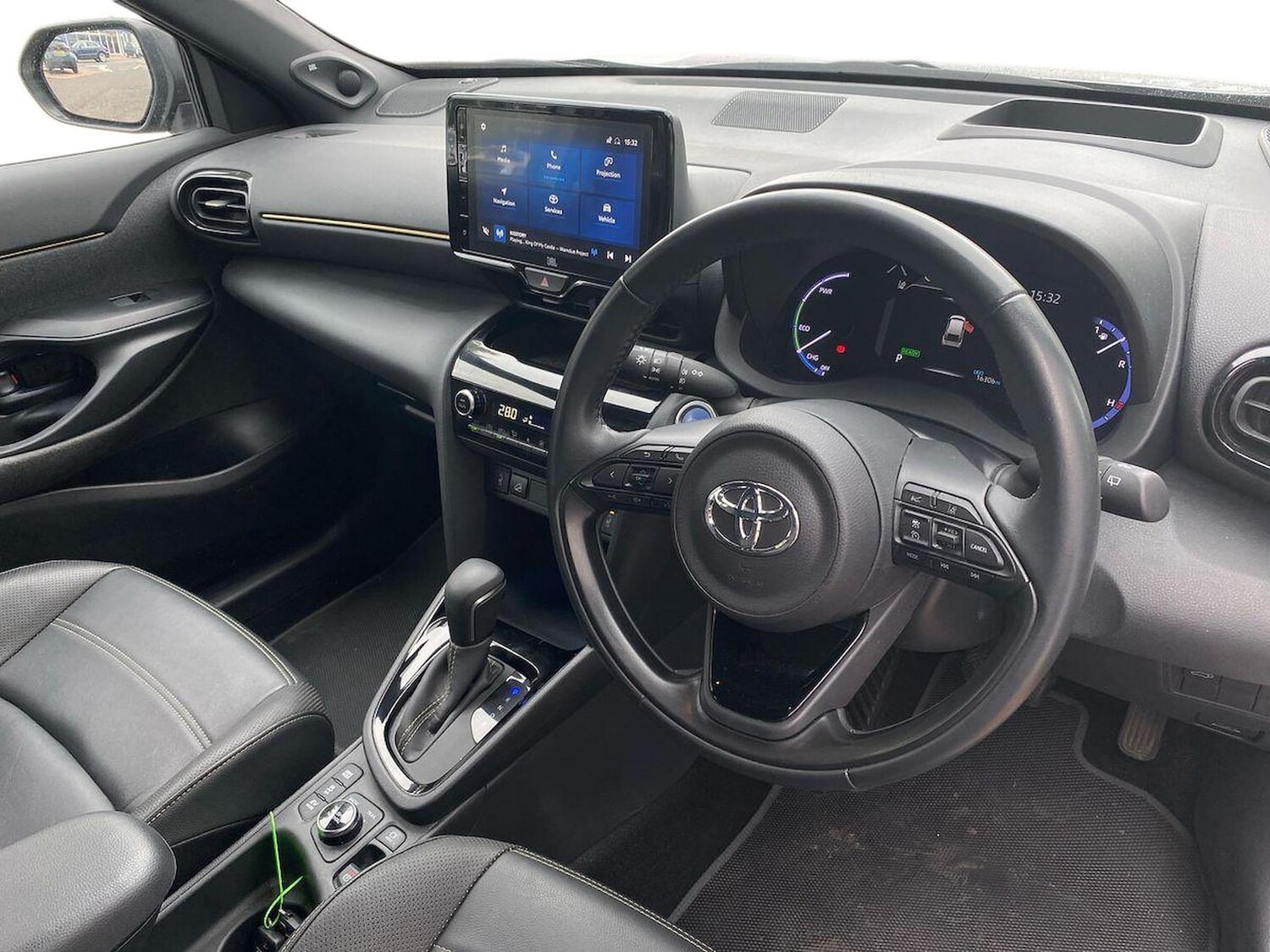 Used Toyota Yaris Cross 2022 for sale - 75907402: Photo 15