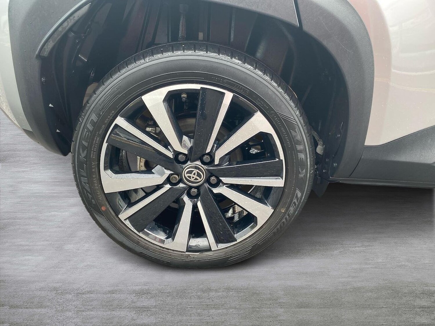Used Toyota Yaris Cross 2022 for sale - 75907402: Photo 6