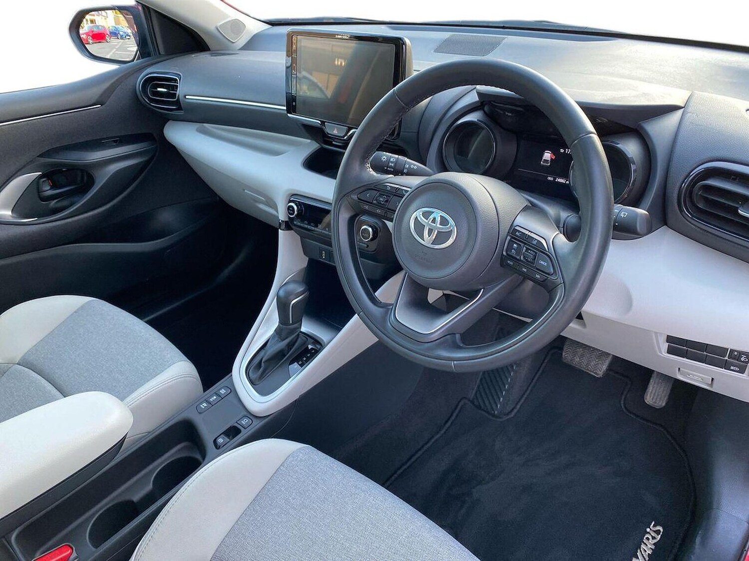 Used Toyota Yaris 2022 for sale - 78192878: Photo 17