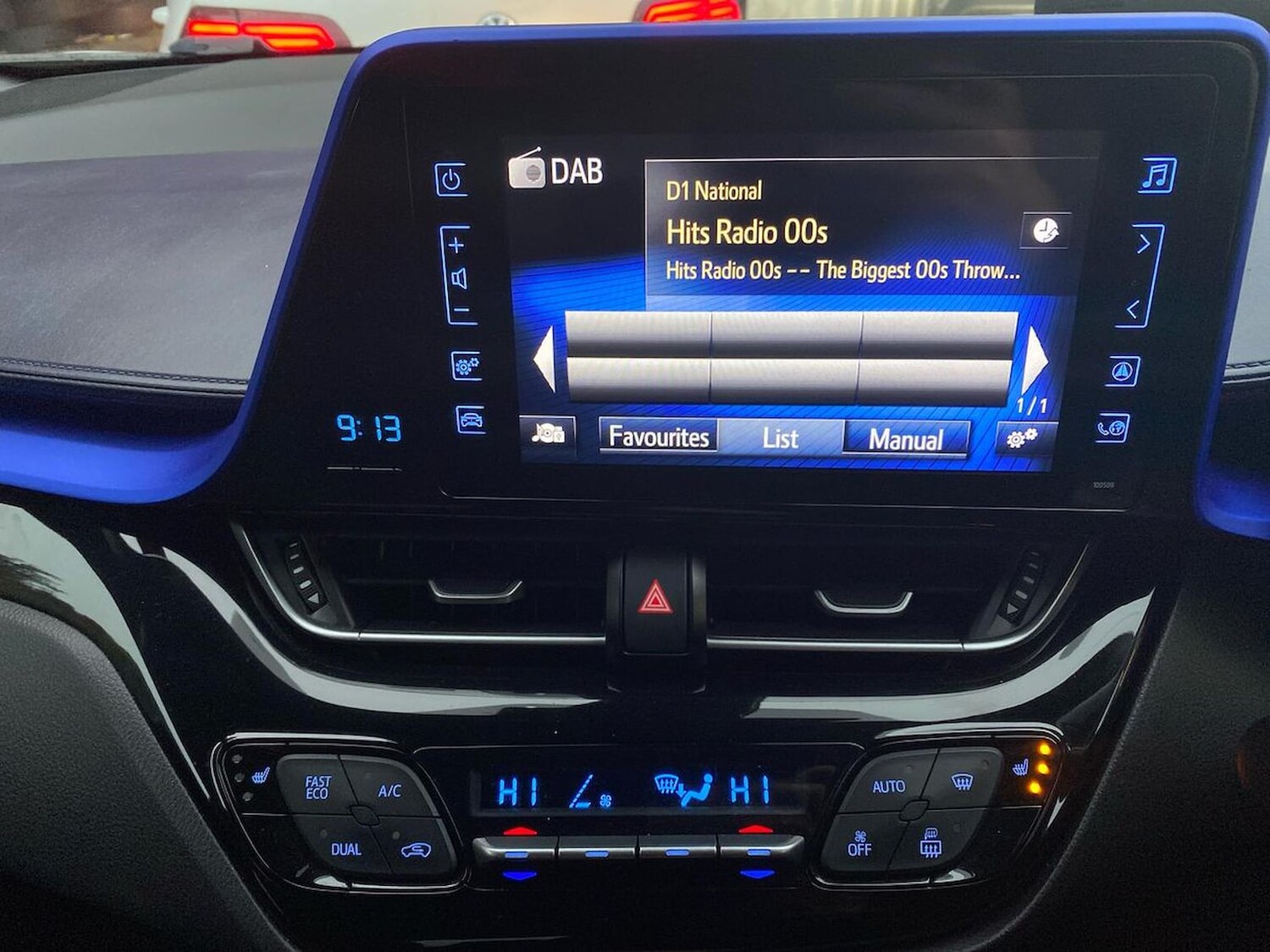 Used Toyota C-HR 2018 for sale - 76681692: Photo 11