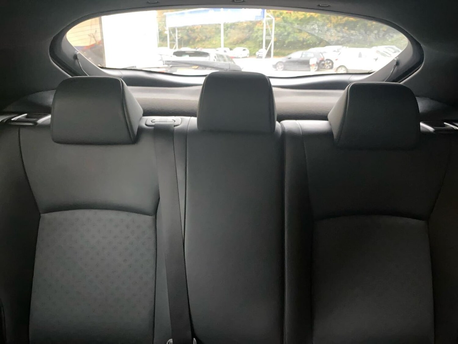 Used Toyota C-HR 2018 for sale - 76681692: Photo 16