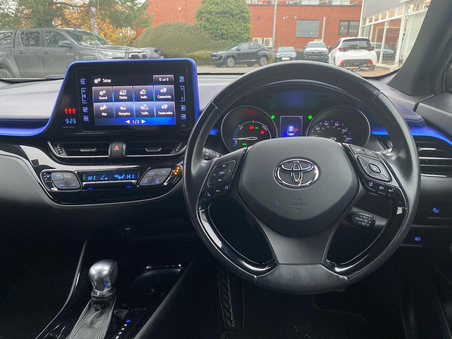 Used Toyota C-HR 2018 for sale - 76681692: Photo 9