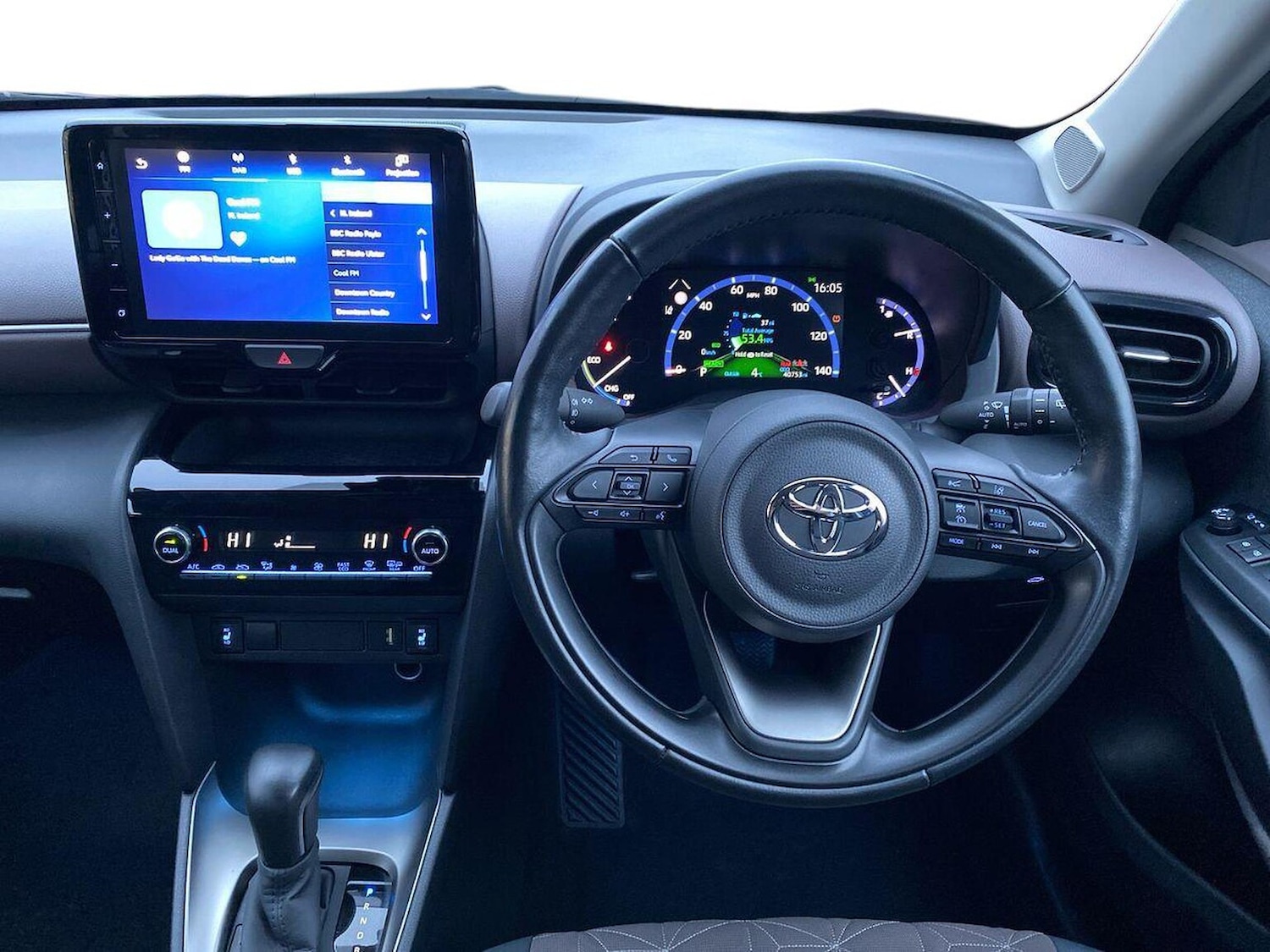 Used Toyota Yaris Cross 2022 for sale - 77603666: Photo 9