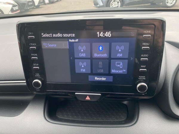 Used Toyota Yaris 2023 for sale - 76263329: Photo 11