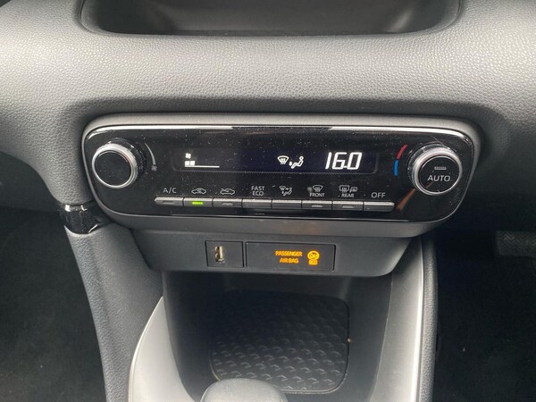 Used Toyota Yaris 2023 for sale - 76263329: Photo 12