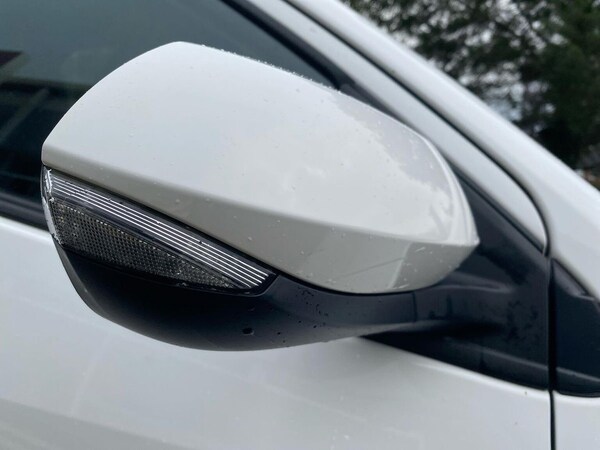 Used Toyota Yaris 2023 for sale - 76263329: Photo 30