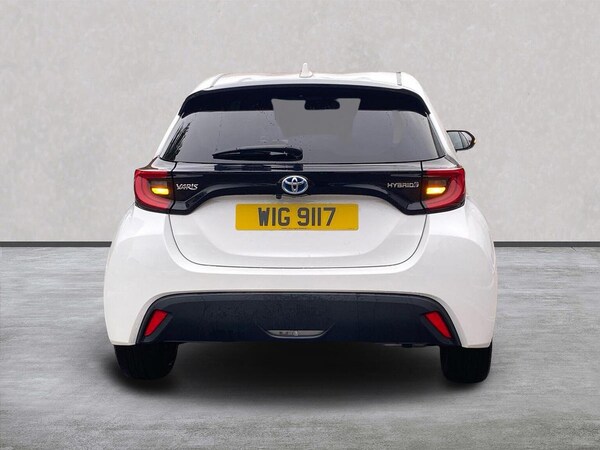 Used Toyota Yaris 2023 for sale - 76263329: Photo 4