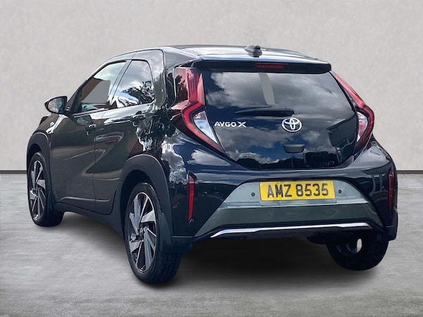 Used Toyota Aygo X 2023 for sale - 75712960: Photo 2