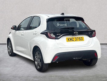 Used Toyota Yaris 2026 for sale - 79371898: Photo