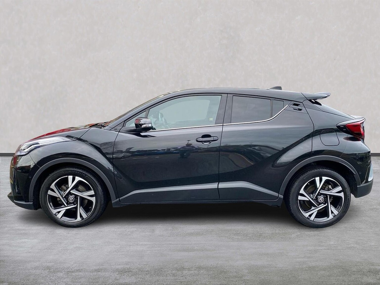 Used Toyota C-HR 2023 for sale - 77991812: Photo 19