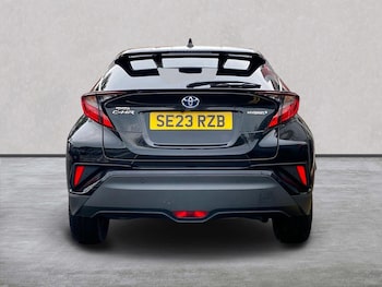Used Toyota C-HR 2023 for sale - 77991812: Photo